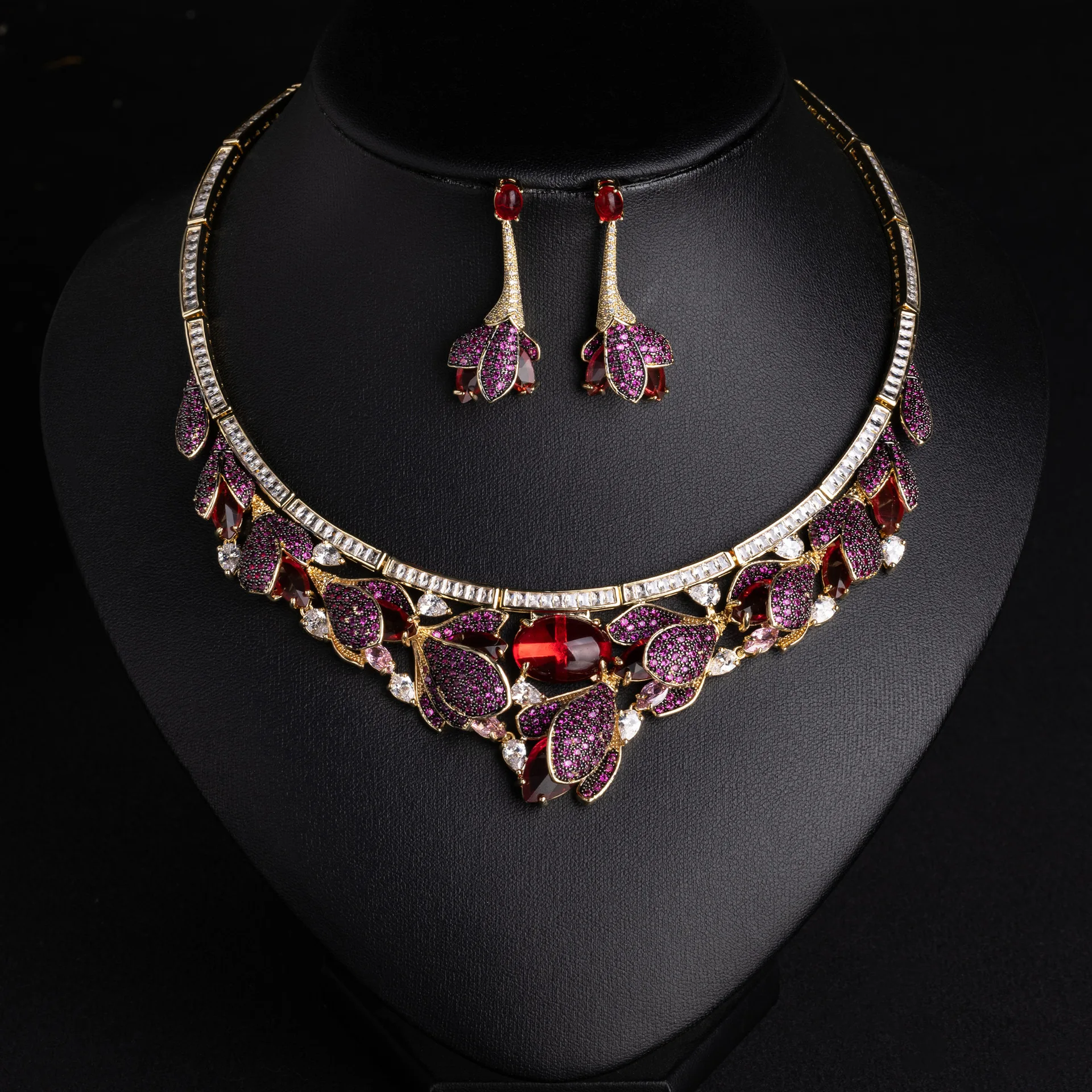Summer 2026 High-End Women's Zircon Pendant Jewelry Set Light Luxury Evening Wedding Accessory with Earrings And Necklace