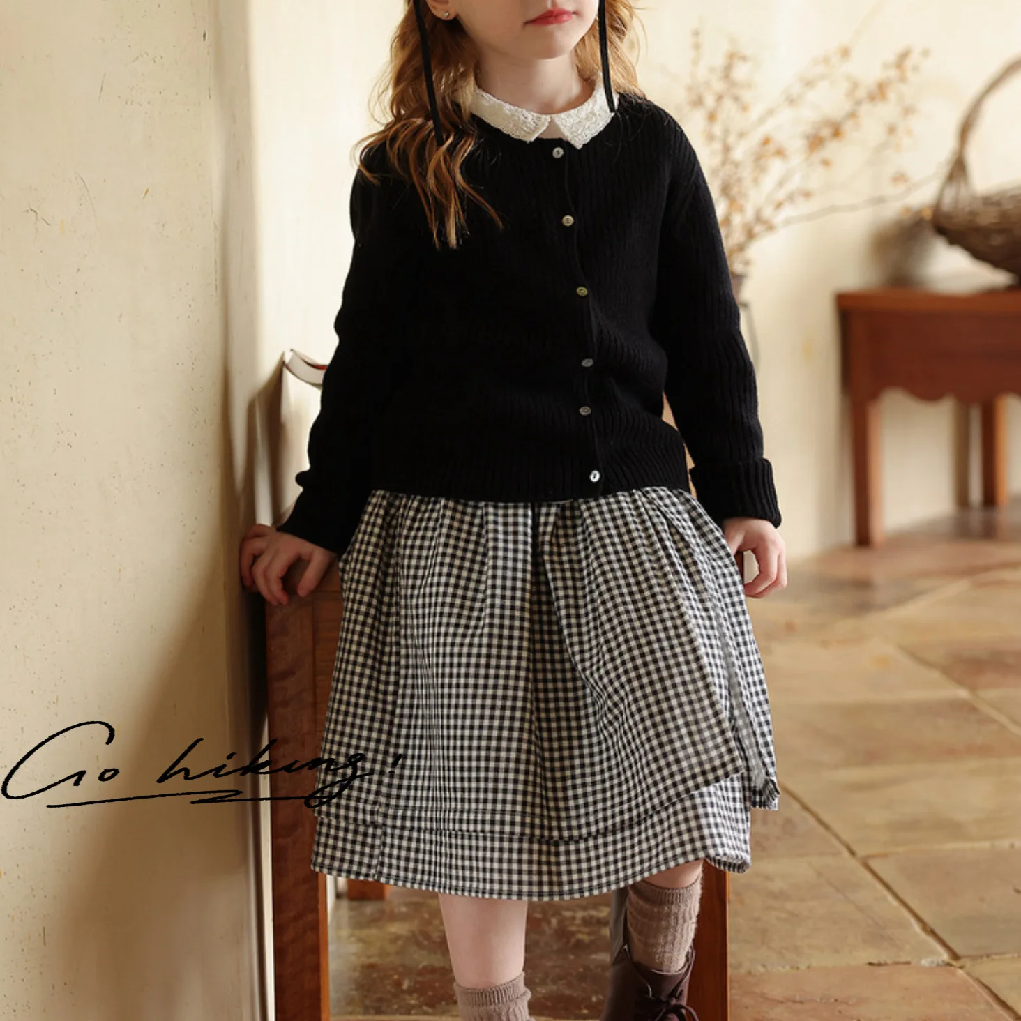 

2025 Spring and Autumn Girls Turn-down Collar Shirt Checkered Half Skirt Black Knitted Sweater Classic Fashion Children Clothing