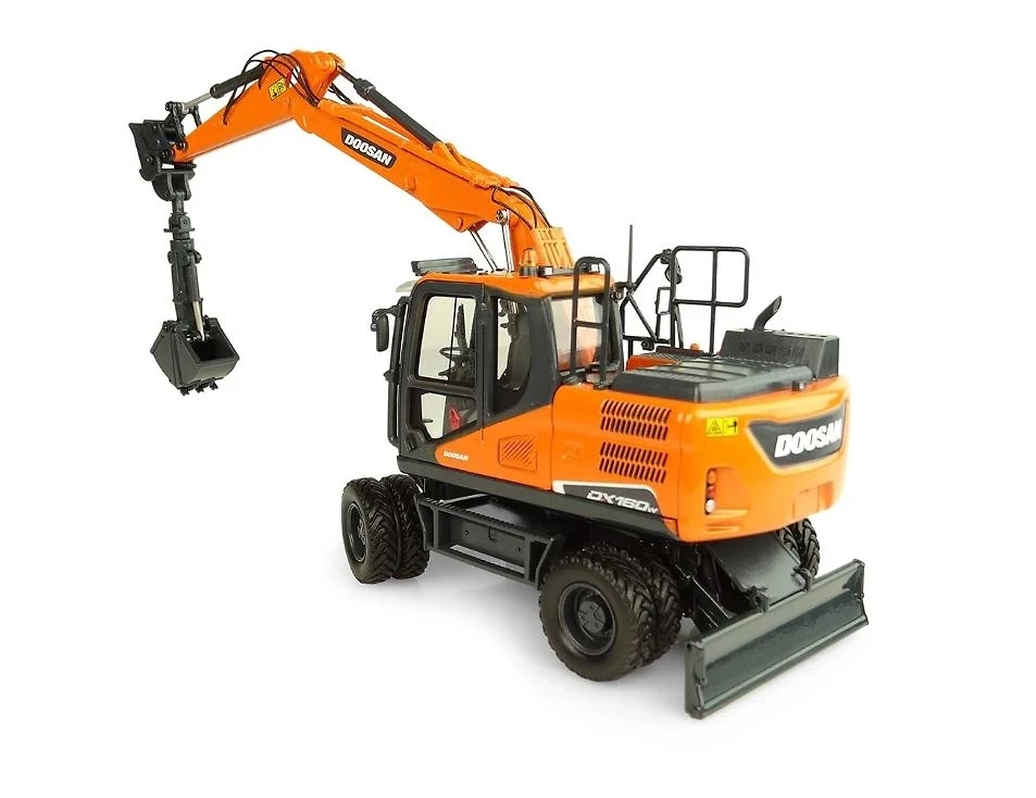 1:50 Doosan DX160W Alloy Excavator Model Gifts Souvenir Toys