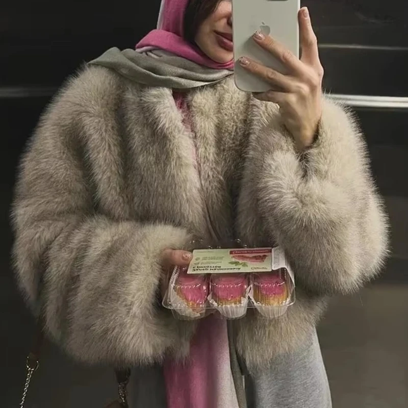 

Женские пальто из искусственного лисьего меха, повседневные куртки цвета с круглым вырезом и длинными рукавами, открытая строчка, свободная офисная женская уличная одежда, зима 2025 г.
