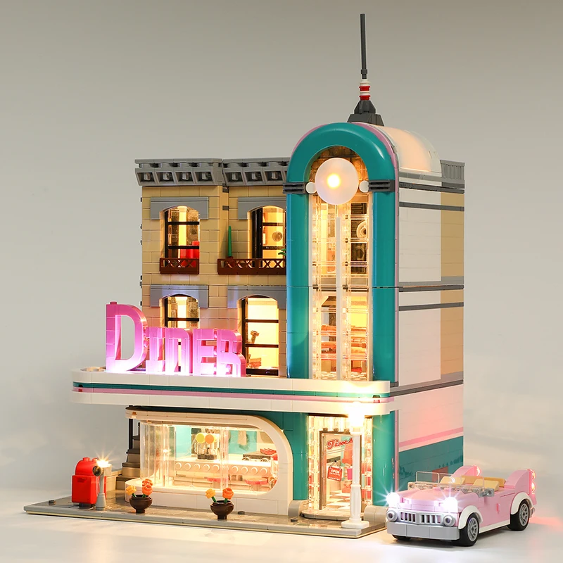 6 MINI Figures 2488PCS Downtown Diner Building Blocks Bricks Compatible 10260 15037 Education Kids Christmas Birthday Gifts Toy