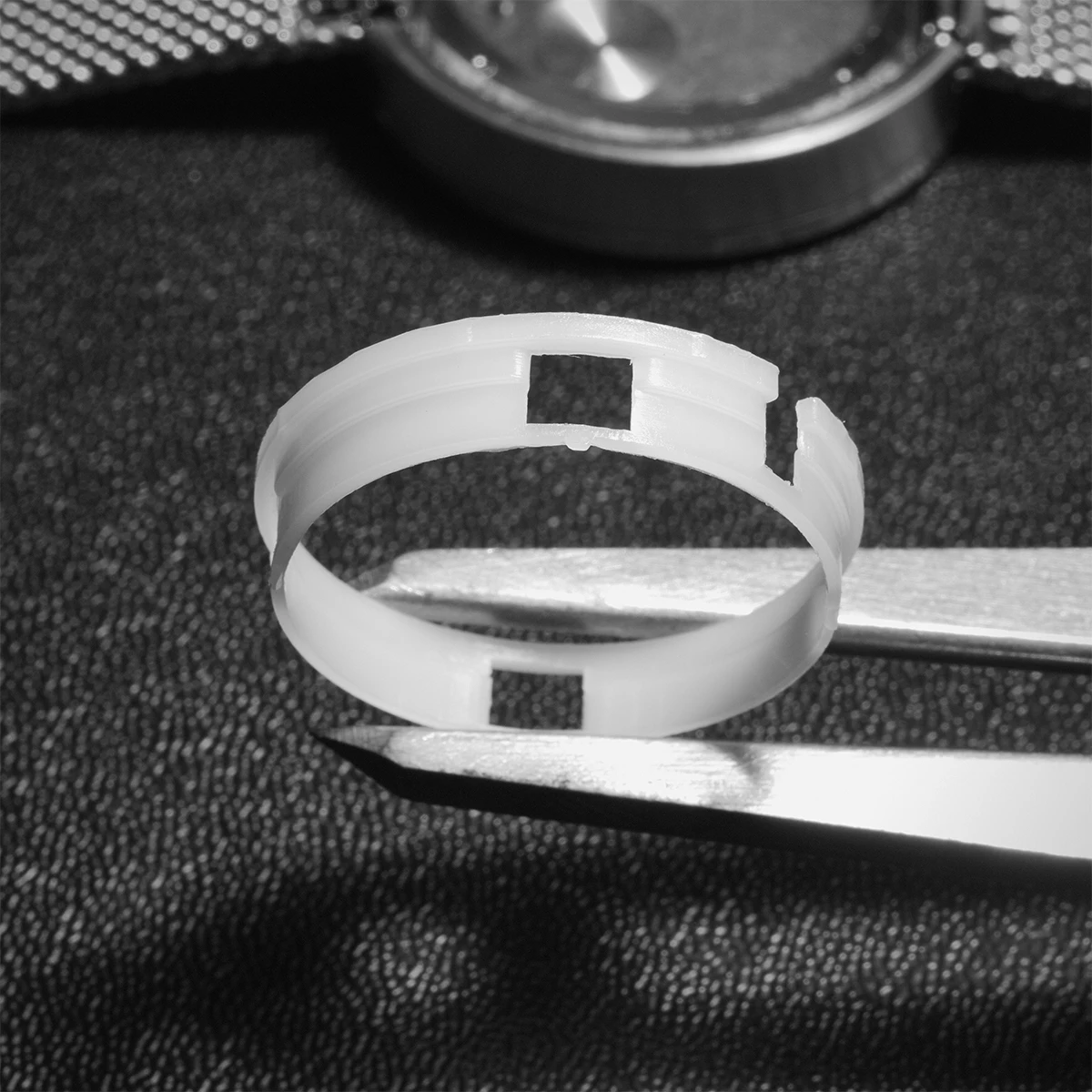 1/2/3/5Pcs Plastic Watch Spacer Ring for NH35 Movement 41MM Watch Case Inner Cover Ring Spare Parts Watch Inserts for Watchmaker