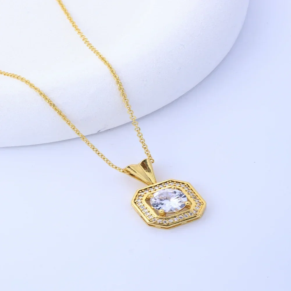 عناصر شعبية هندسية من الفولاذ التيتانيوم، قلادة زفاف فاخرة للولائم عبر الحدود، مشاهير الإنترنت الأنثوي، البرية #1