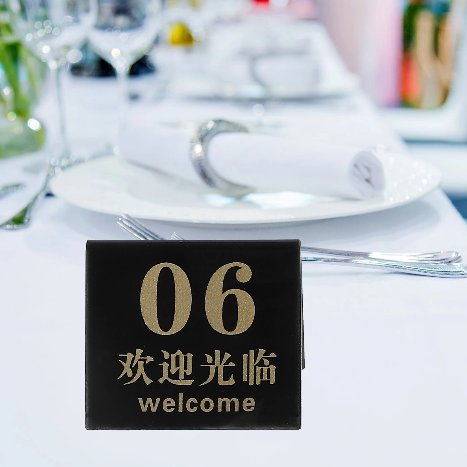 

10pcs Black Gold V Shaped Acrylic Table Numbers Reusable Double Sided Seat Markers Restaurant Game Supplies Compact Signs Table
