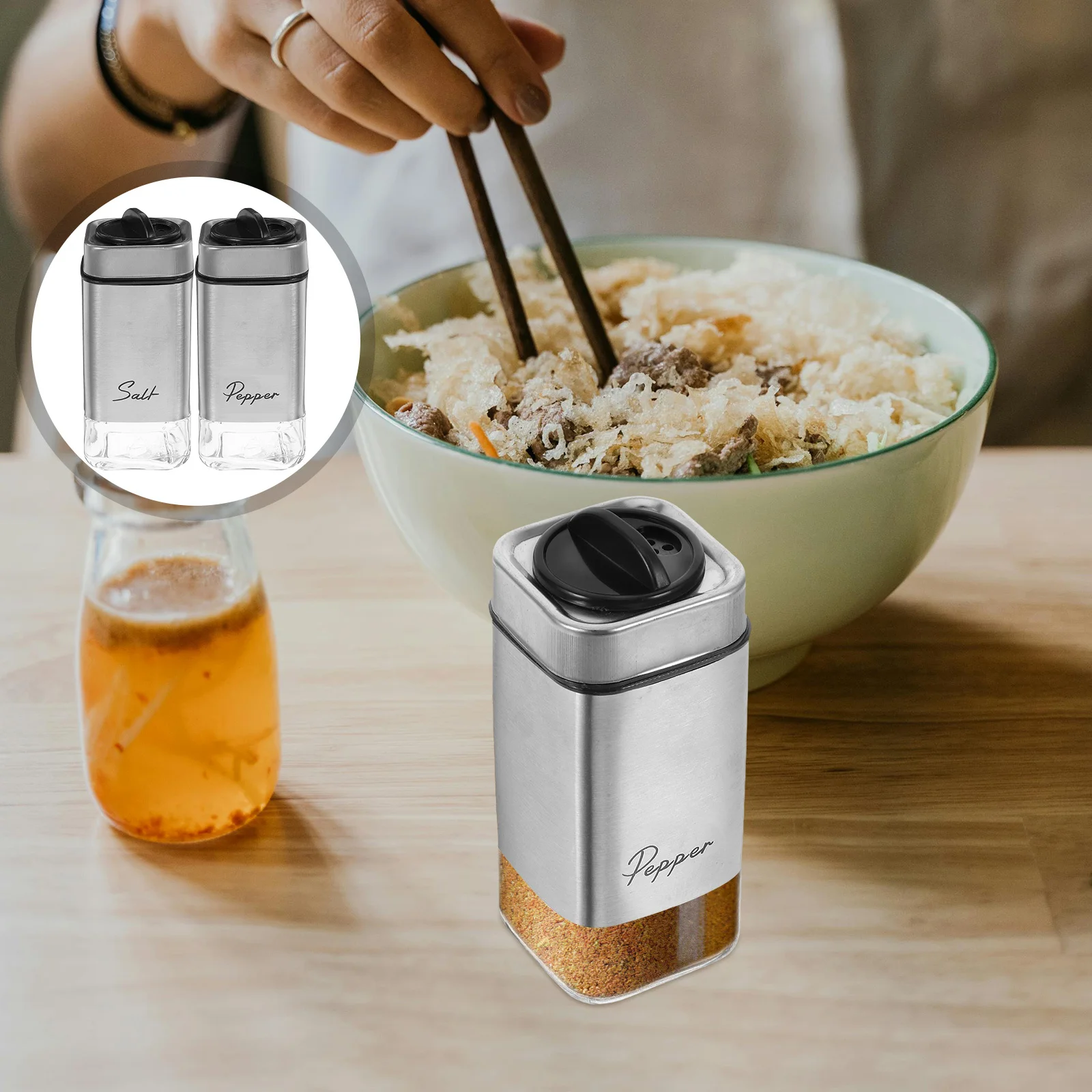 

2Pcs Glass Seasoning Bottle Set Rotating Design Kitchen Salt Pepper Shaker Fresh Airtight Spice Containers for Cooking
