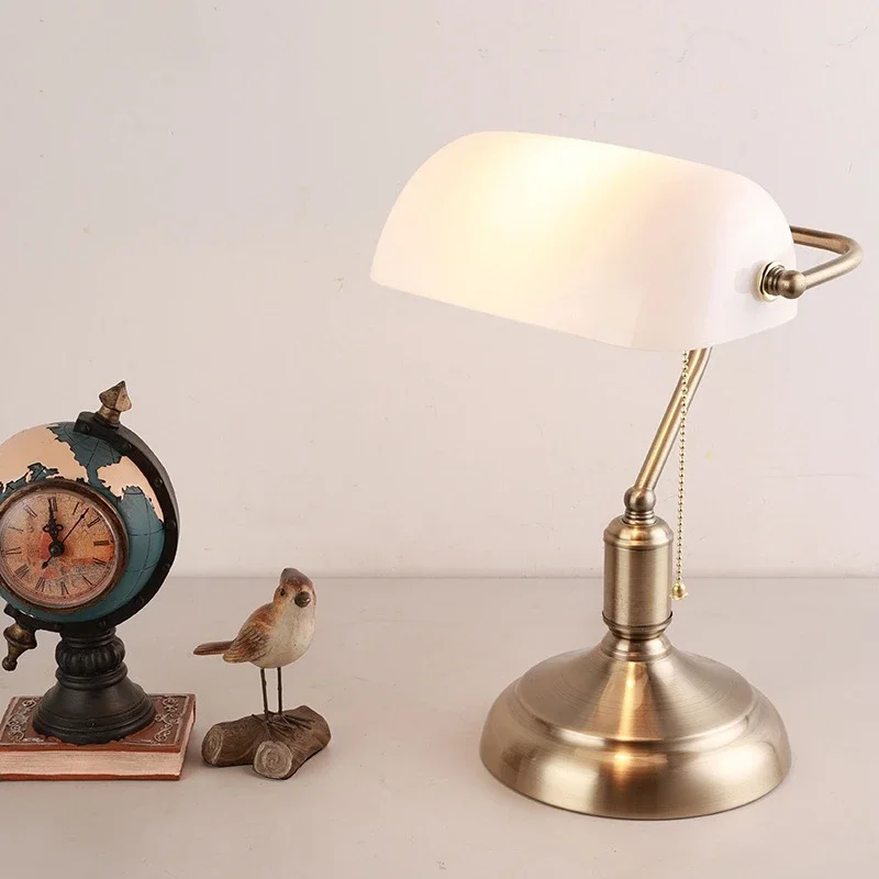 Mid century Green table lamp Classical E27 with switch bankers lamp for bedroom office study home eye care reading lights