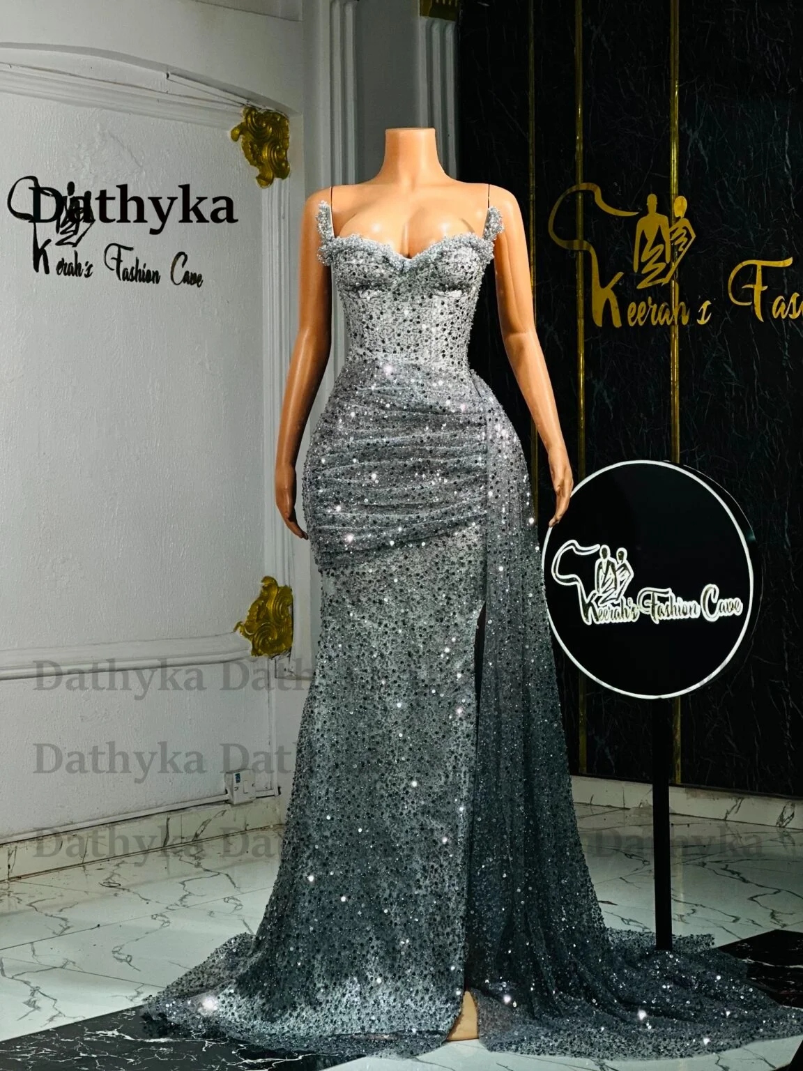 فساتين حفلة موسيقية عصرية بكريستال من Dathyka للنساء ترتر حورية البحر شق مطوي بدون حمالات ثوب مسائي Vestidos De Gala مخصص