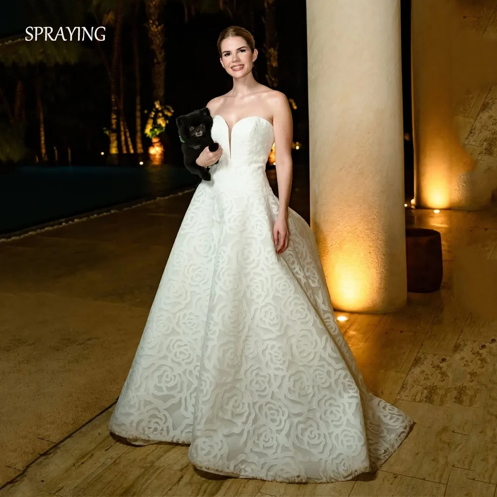 SPRAYING Luxe Ivoor Kant Trouwjurk Sexy Sweetheart Bruidsjurken Een lijn Lange Sweep Trein Robe De Mariée Aangepaste 2026