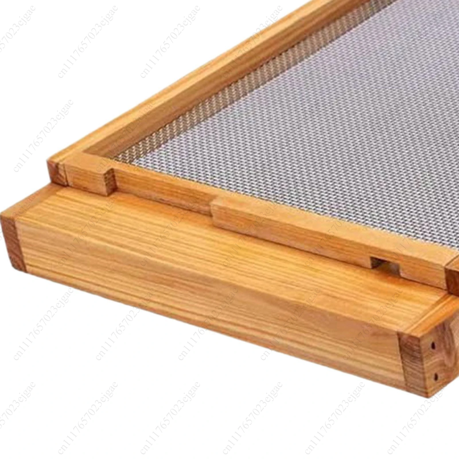 Ten Frames of Beehives Are Specially Drawn To The Bottom of The Movable Bottom To Boil Wax Beehive