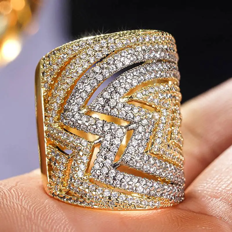 Huitan Luxuriöser zweifarbiger Damenring voller funkelnder Zirkonia, Hochzeitstag, trendiges Damen-Accessoire, schickes Schmuckgeschenk
