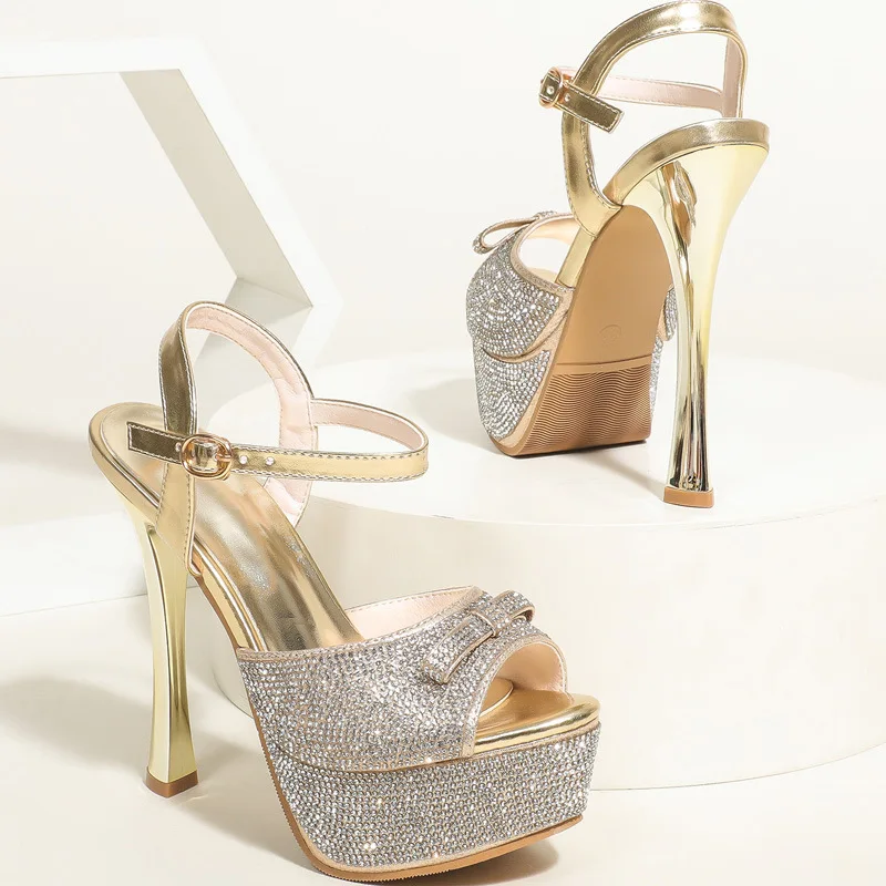 

Elegant Woman Wedding Party Shoes Sexy Thick Bottom Crystal Rhinestone Thin High Heels Platform Sandals 13.5cm Women Gold Silver
