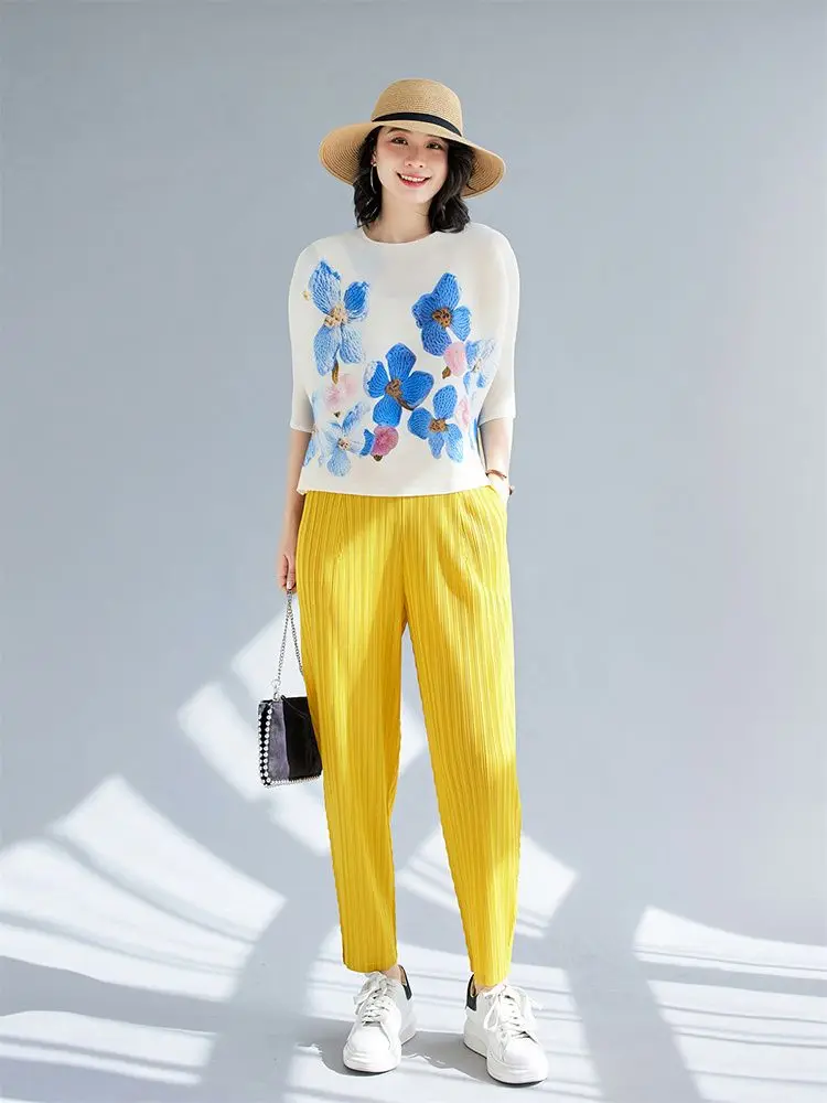 Folds 2025 new large-size women's clothing, thin and belly-covering temperament  loose short-sleeved printed T-shirt for women