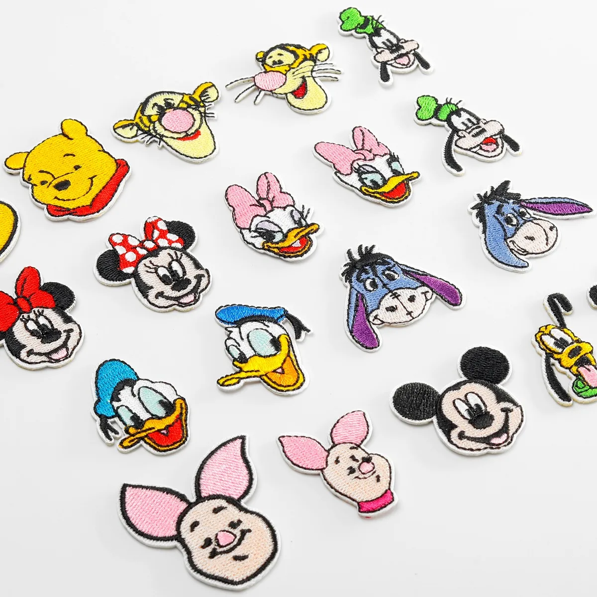 New Disney Cartoon Cute Mini Patch Iron on Patches Diy Children's Clothing Sticker Bag Decoration Donald Duck Mickey Mouse Patch