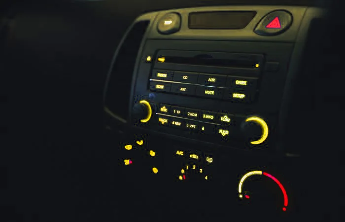 4Pcs For Dacia Duster Logan II Sandero II Led HVAC Illumination Radio Climate Control Lamps Interior Map Dome Bulbs