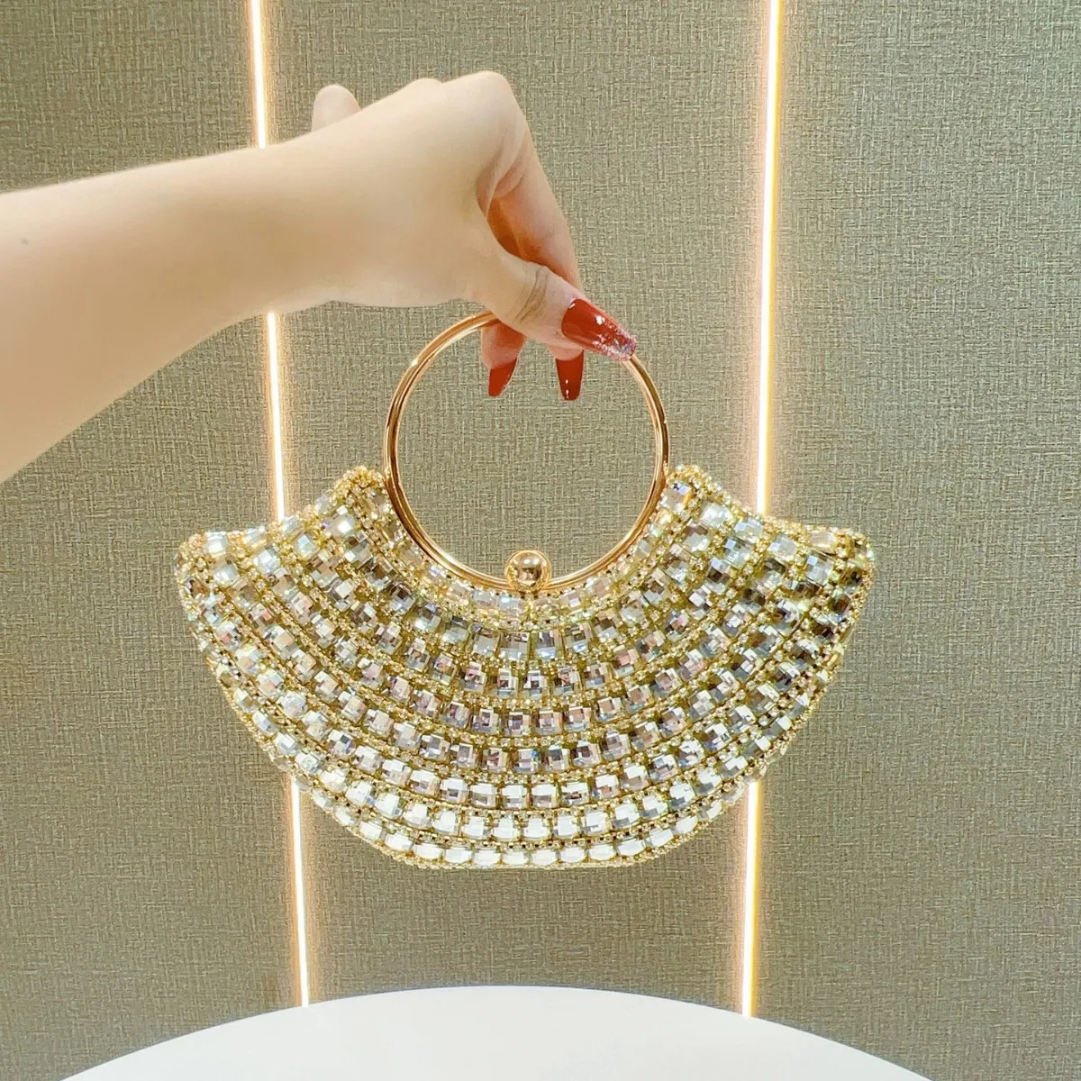 

New Dinner Bag Ladies Banquet Bag Crossbody HandXiaoxiangfeng Diamond Temperament Shoulder Bag