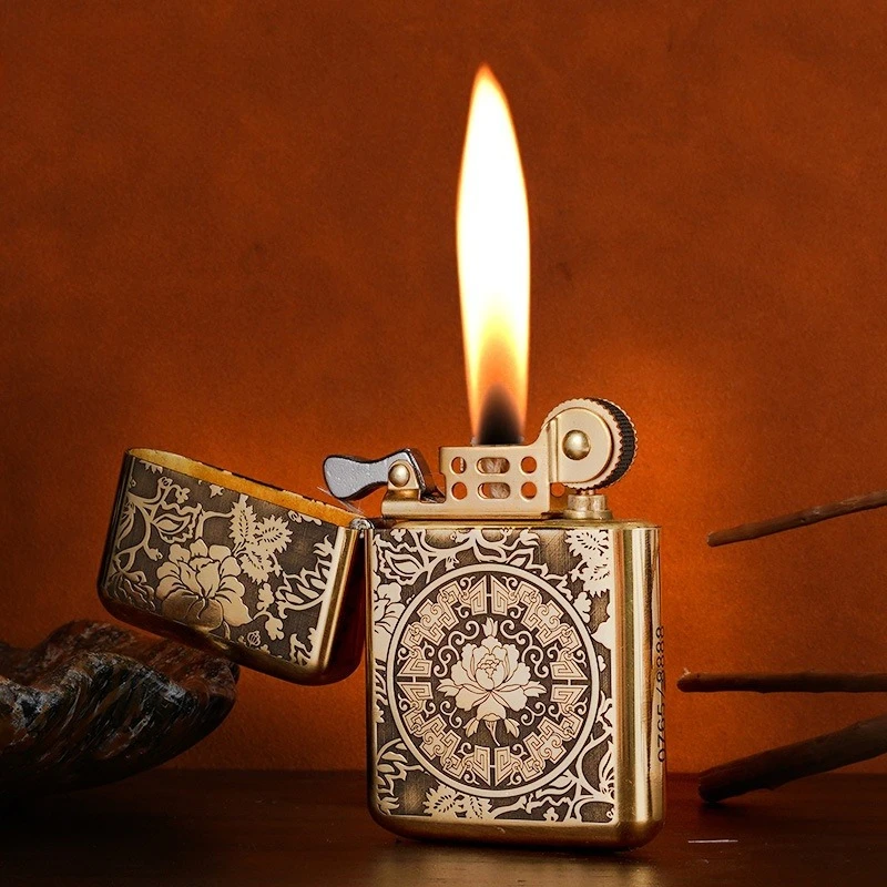 Luxury Lighter Retro Unique Metal Flint Vintage Cigarette Windproof Lighter Smoking Accessories Gifts for Men