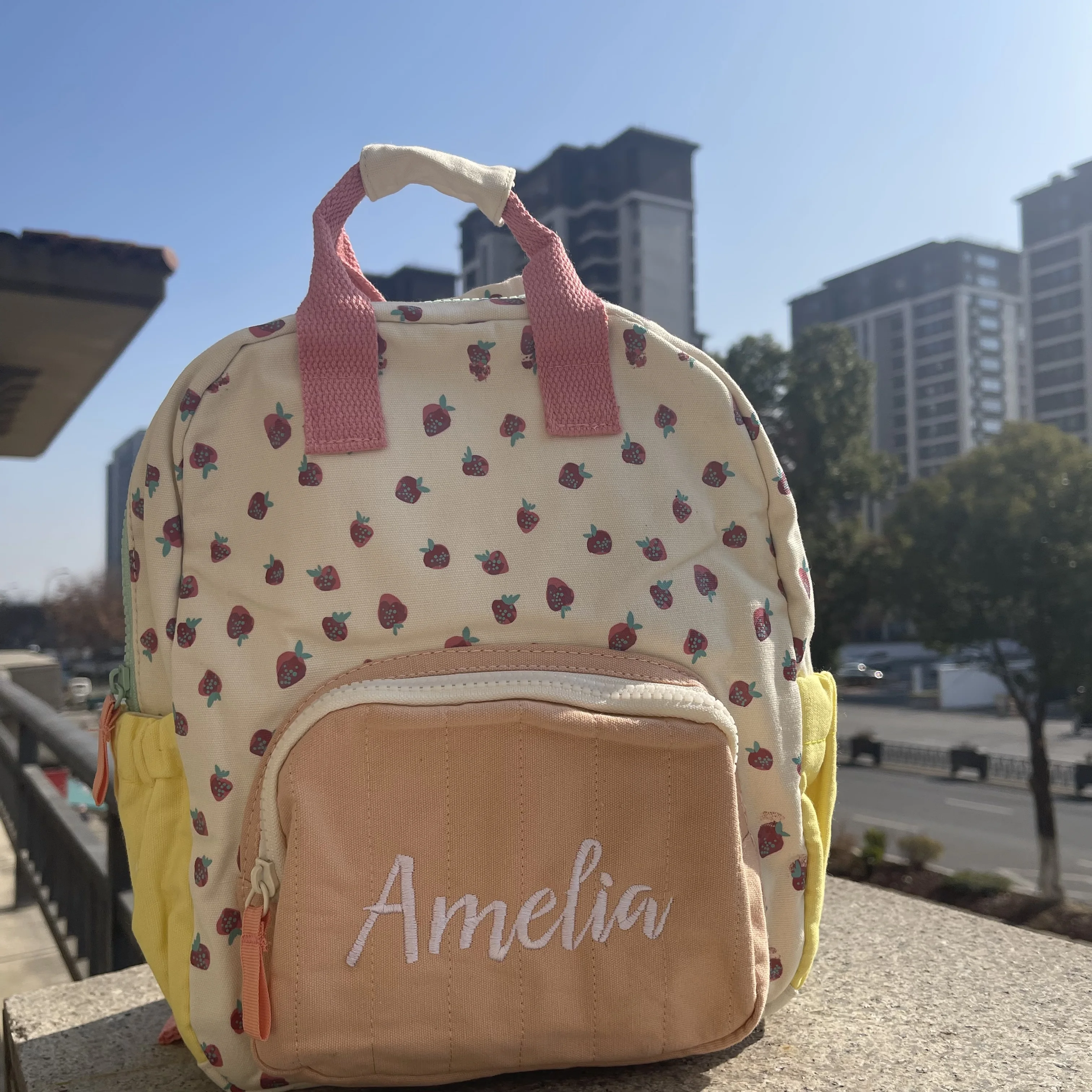 Mochila com nome personalizado para crianças, escola primária personalizada, meninas saída, snackbag, lona de algodão, morango, novo