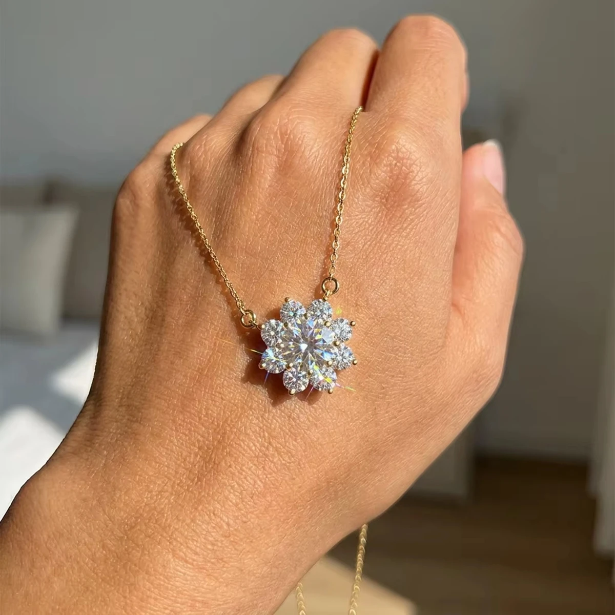 14K Gold Filled Snowflake Necklace Moissanite Collarbone Chain Adjustable Long Chain Choker Elegant Christmas Jewelry Gift