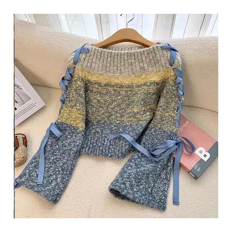 2024 autumn and winter new style chic design color blocked sweater women\'s French fashion pullover long sleeved knitted sweater