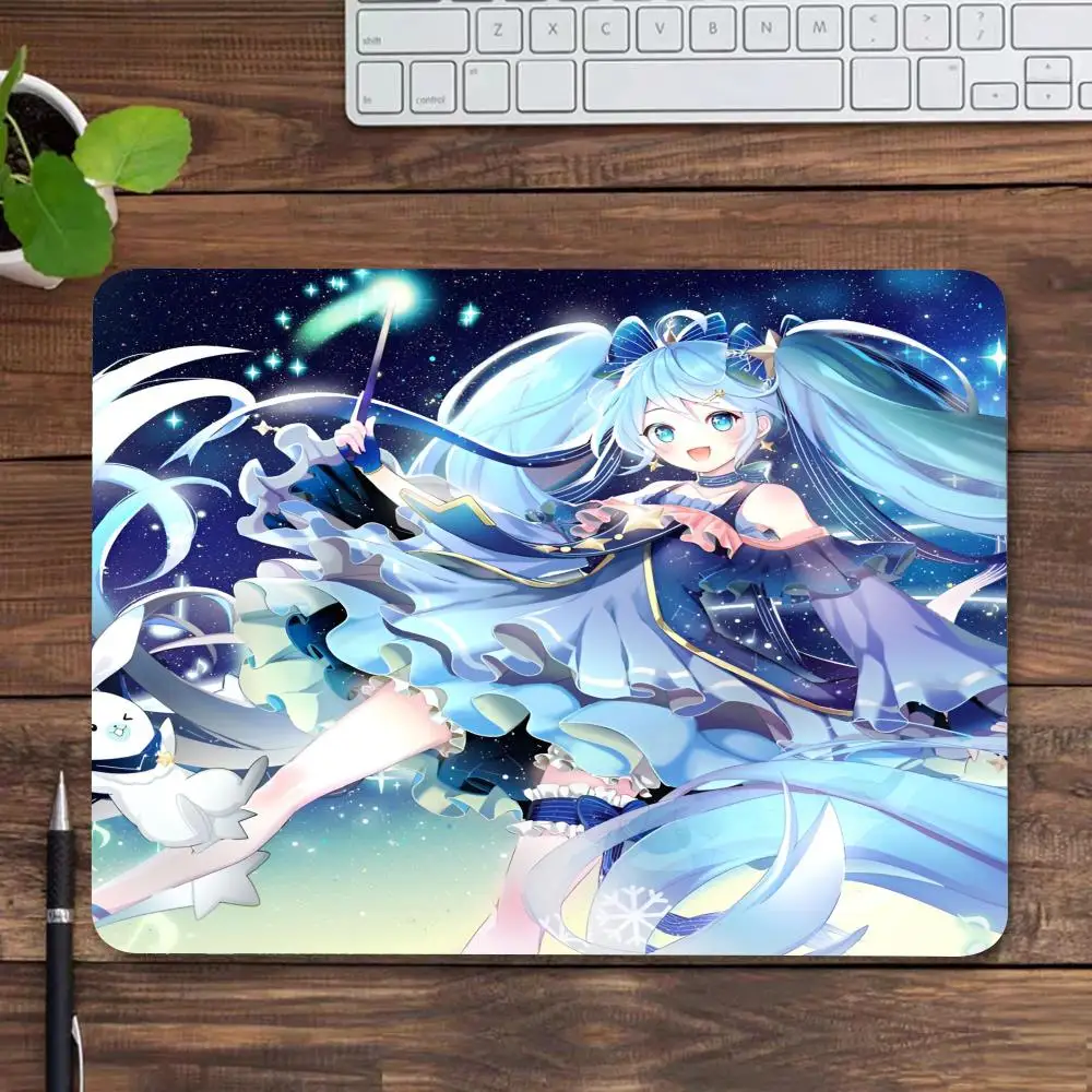 H-Hatsune Miku Anime Peripheral Cute Mouse Pad Ultrafine Surface Gaming Accessories Keyboard Pads Gamer Mouse Mat Rubber Desk Ma