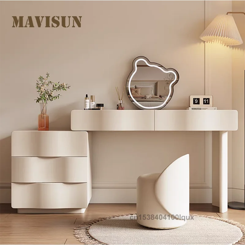 

Italian Style Vanity Makeup 75 CM Wooden for Bedroom Bear Shaped LED Mirror Ample Drawer Storage Light Luxury Modern Dresser