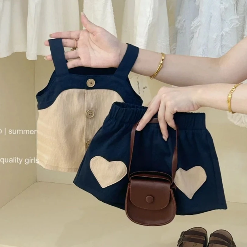Girls' Summer Camisole+ Heart-shaped Shorts Set Stylish and Cool Two-piece Set for Baby Girls Trendy and Cool Kids Suits