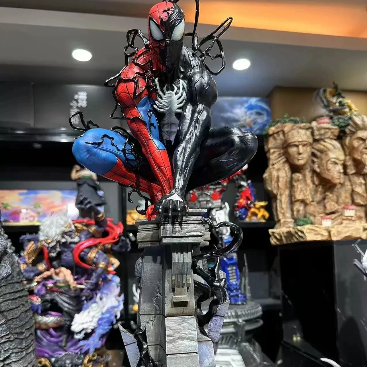 

Marvel Symbiotic Spider-Man Venom Anime Figure Plug-In Luminous Desktop Decoration Collectible Model Trendy Toy Gift