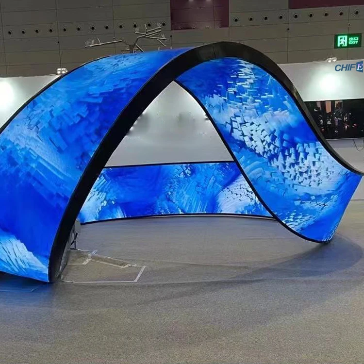 Chinese Factory Direct Supply Custom Creative LED Digital Signage Special Shape LED Display Screen
