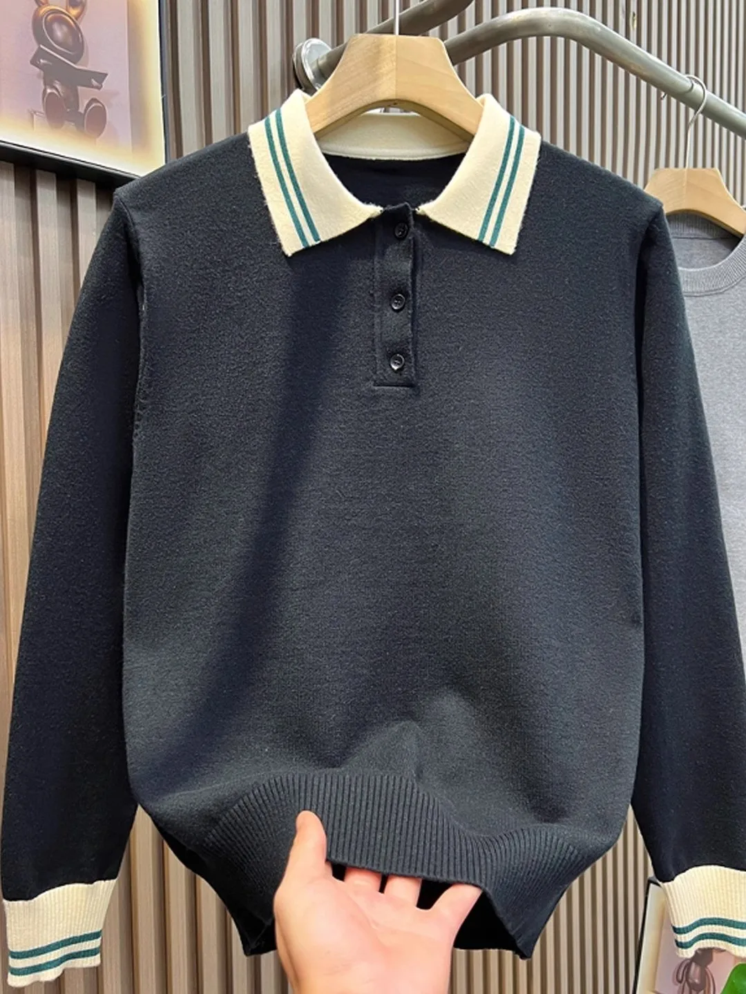 

Autumn 2025 Men's Knitted irt Long Sve Casual Faionable Versatile Top High Quali Soft Waed Button up Sweatirt