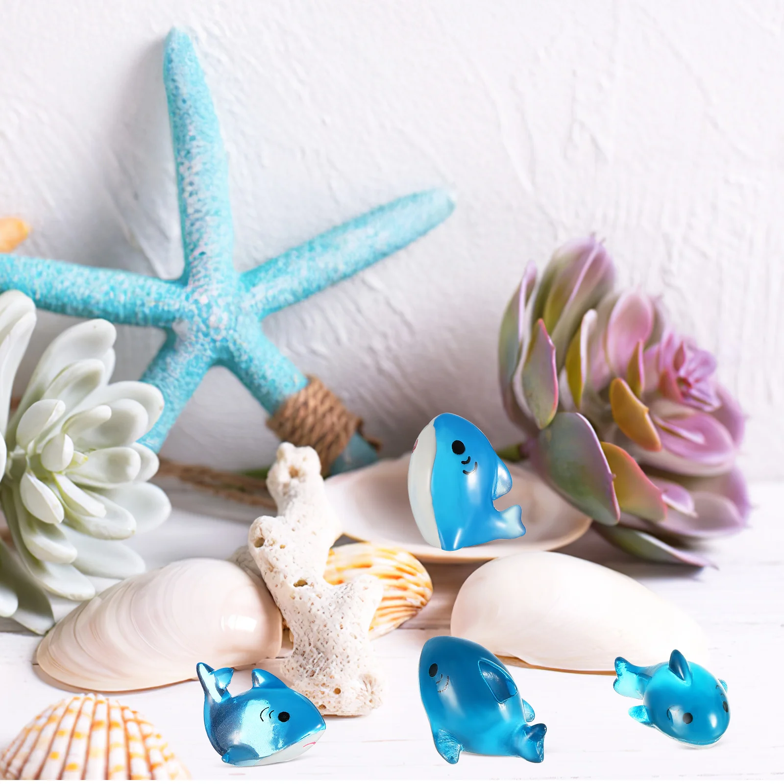 

6 pcs Mini Shark Figurines Resin Micro Landscape Ornament Ocean Themed Desk Aquarium Statue Garden Decorations