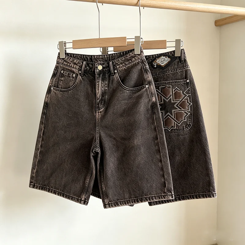 New DERSCHUTZE Dark Brown Washed Shorts Men Octagonal Star Leather Embroidery Single Back Pocket Retro Knee Shorts
