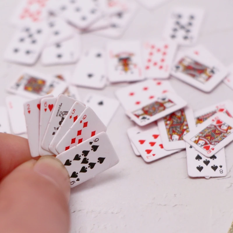 2Set 15X10mm Dollhouse Mini Paper Playing Cards Miniature Simulation Small Game Casino Games Poker Party Home Decoration Model