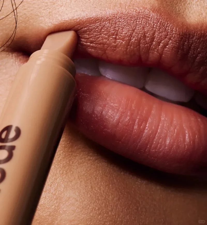 Marca de moda de lujo, lápiz labial péptido de piel, delineador de labios duradero, brillo de labios, mejora de contorno, espejo de maquillaje de labios, Cosméticos de belleza INS