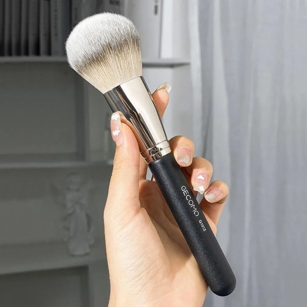 Professional Large Complexion Brush Super Soft Smooth Foundation Powder Brush Ultra Dense Concealer Brush For Beginner