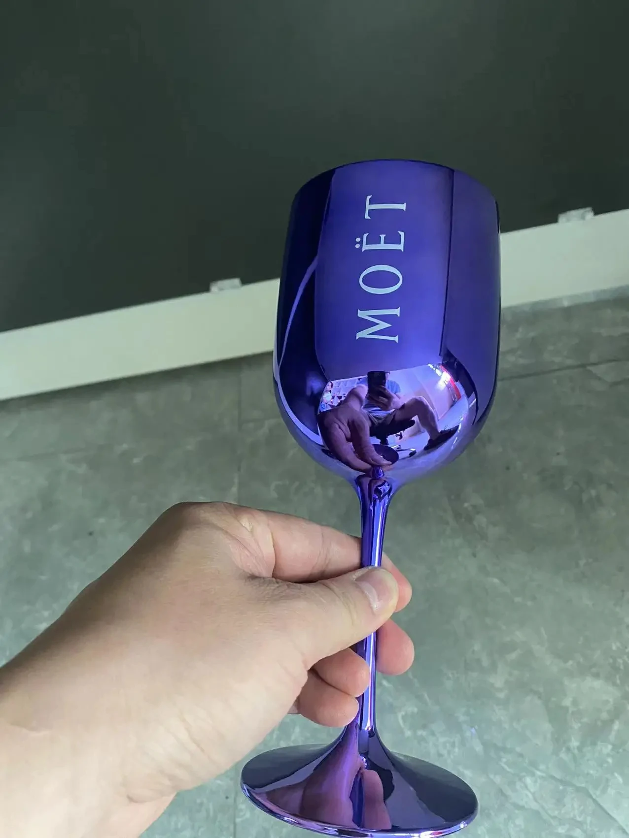 480ml Unbreakable electroplate plating shinny pink blue plastic wine glass champagne glasses flutes goblet cup