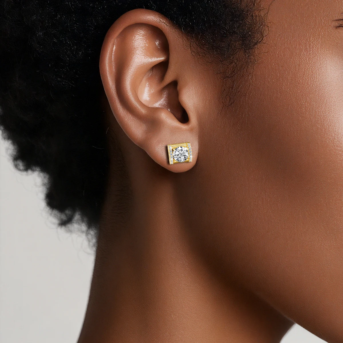 

Classic 14K Gold Stud Earrings Round Cut Moissanite Diamond 585 Gold Original Earrings for Women Wedding Engagement Jewelry