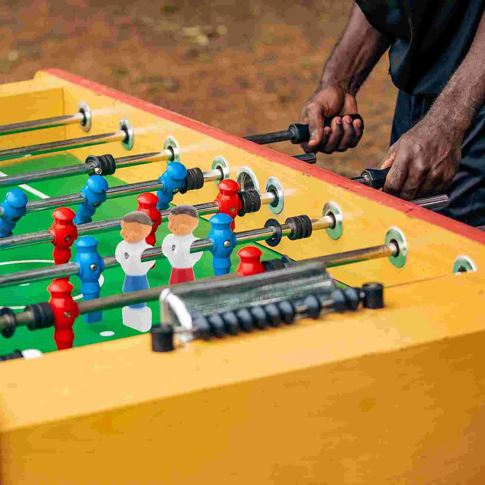 4 ชิ้นตารางฟุตบอลโต๊ะเกมเครื่องอุปกรณ์เสริม Pvc ตัวเลข Foosball ผู้เล่นรูปปั้น