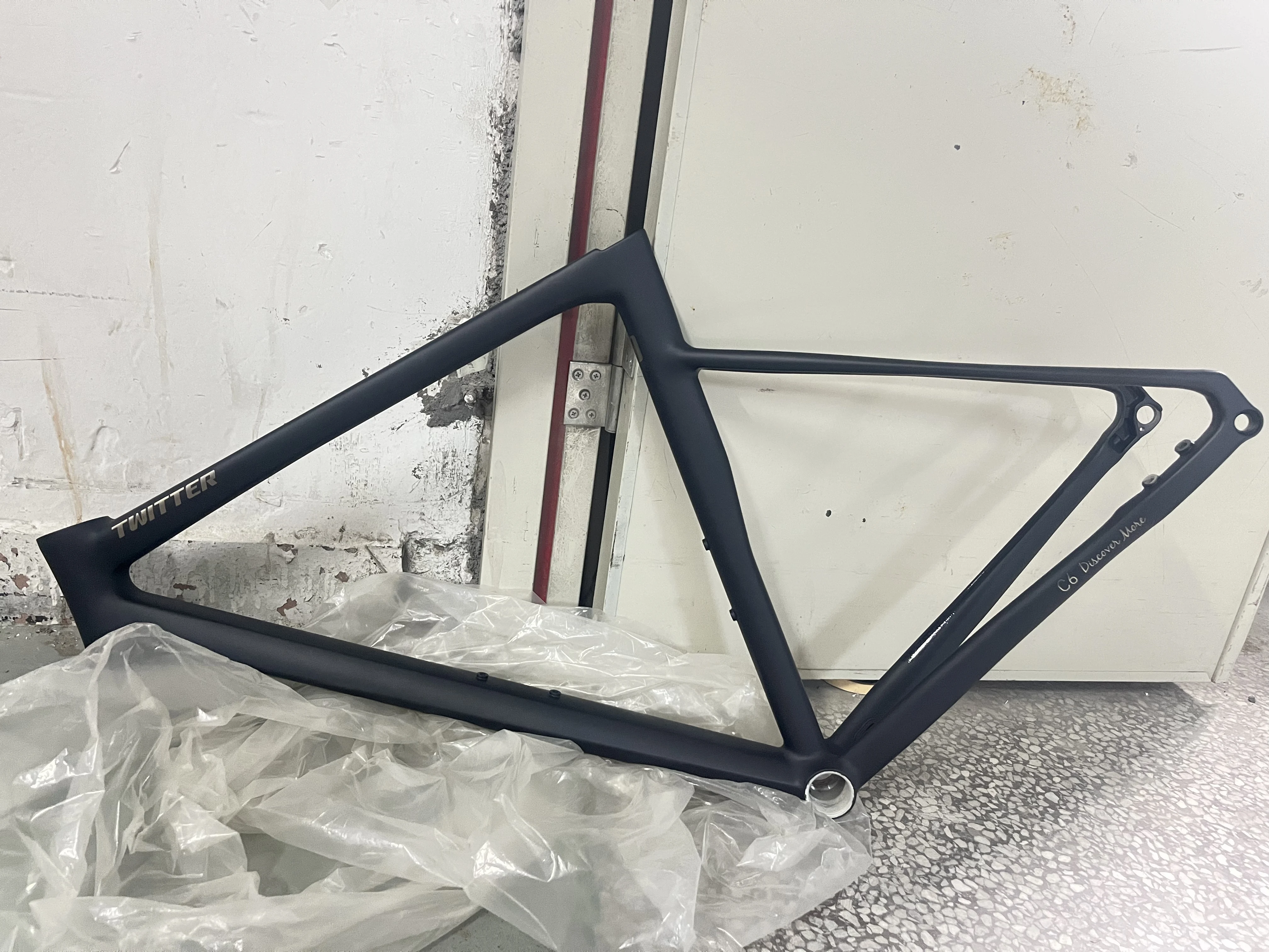 C6 Aluminum Alloy Road Bike Frame 700C | Disc Brake Thru-Axle Carbon Fork -Entry-Level Road Frame $180