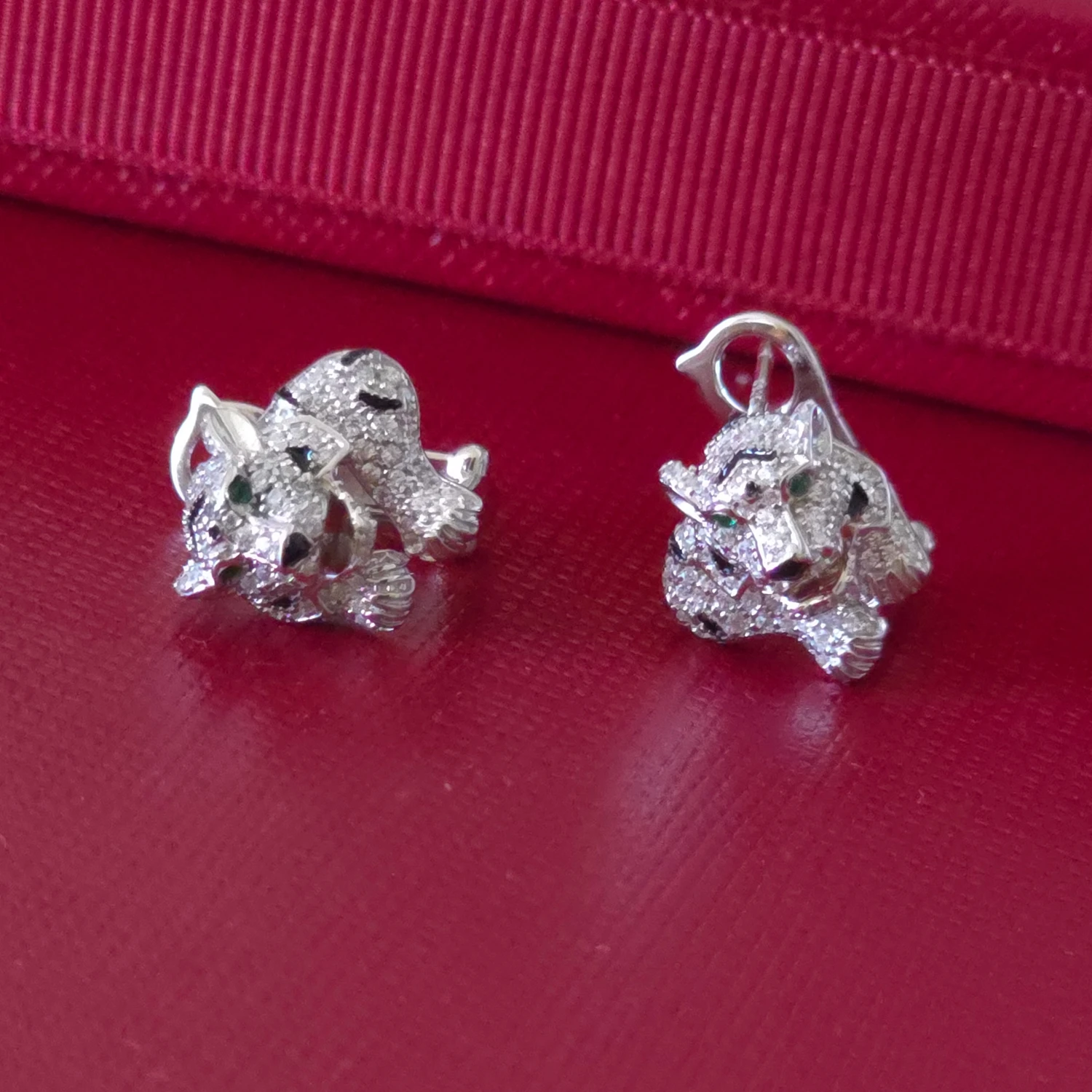 

Пара серег с леопардовым принтом из циркона с черным принтом, серебро 925 пробы, дизайнерские роскошные ювелирные изделия для женщин или мужчин, новинка 2023 года