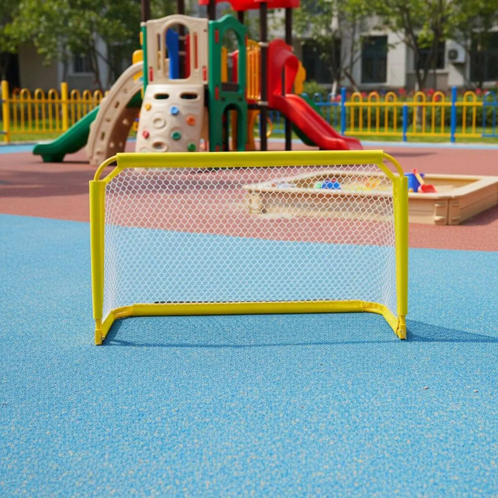 

Foldable Soccer Goal Outdoor Use Kids Soccer Goal Sports Equipment Easy Setup Long-Lasting for Toddlers