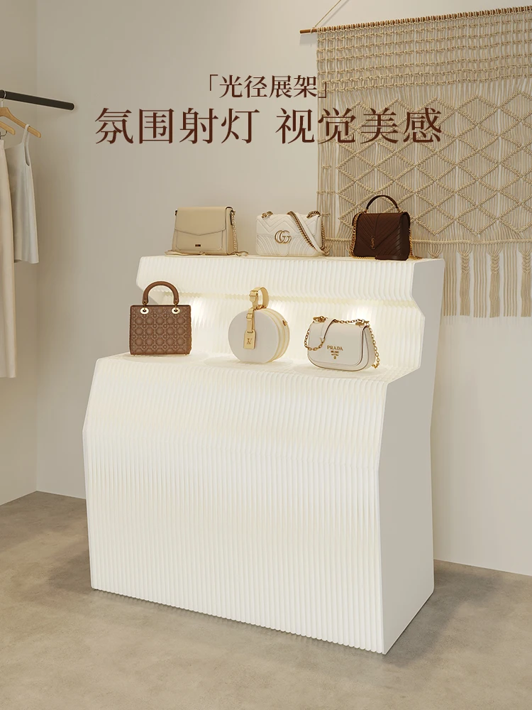 

Витрина с оптическим диаметром отверстия. Многослойная домашняя стойка для хранения. Доска с креативными отверстиями.