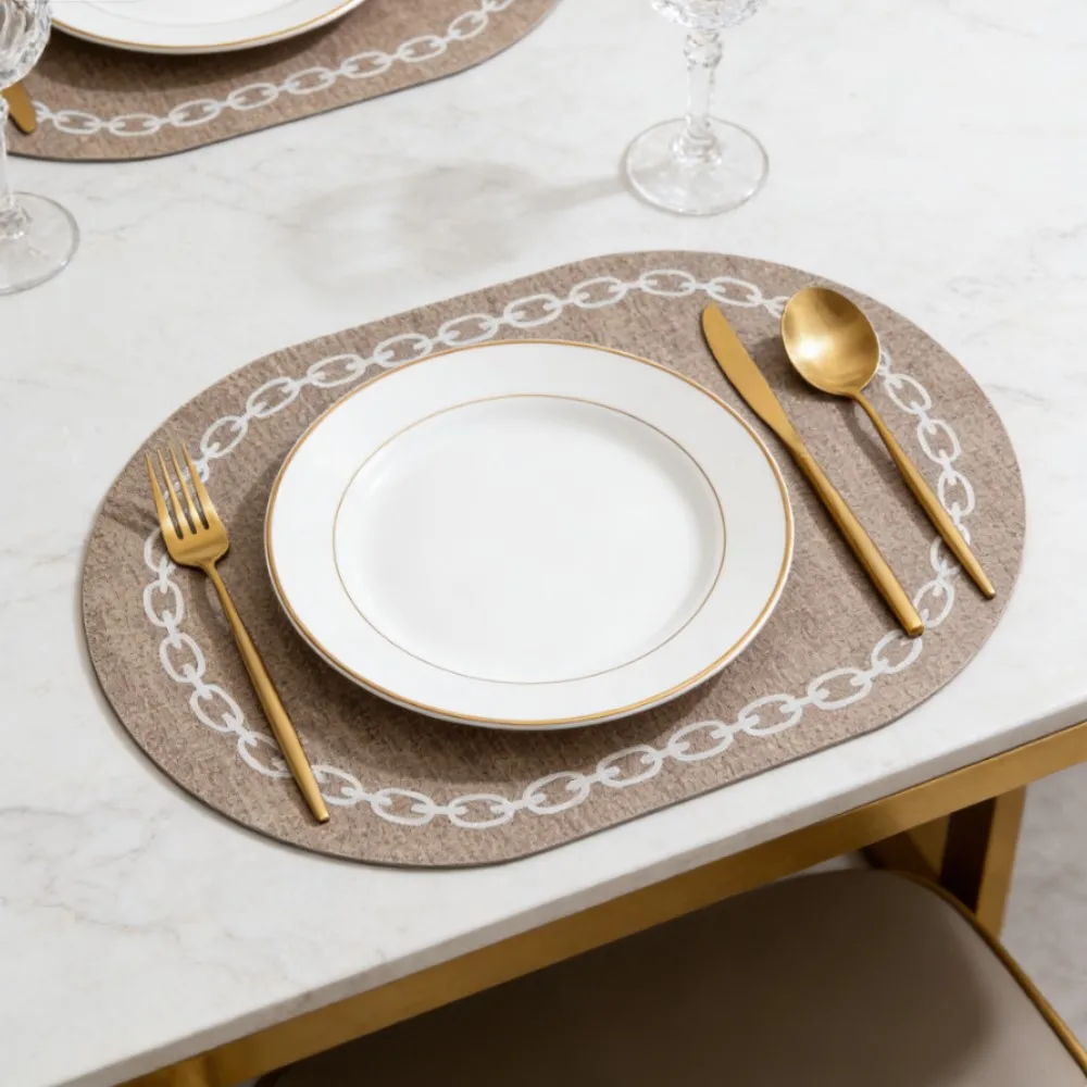 1/4/6 Stück Geschenk-Tischsets für Esstische, ovale Kunstleder-Tischmatten für Küche, Esszimmer, Kaffee, Büro, Hochzeit, Tischdekoration