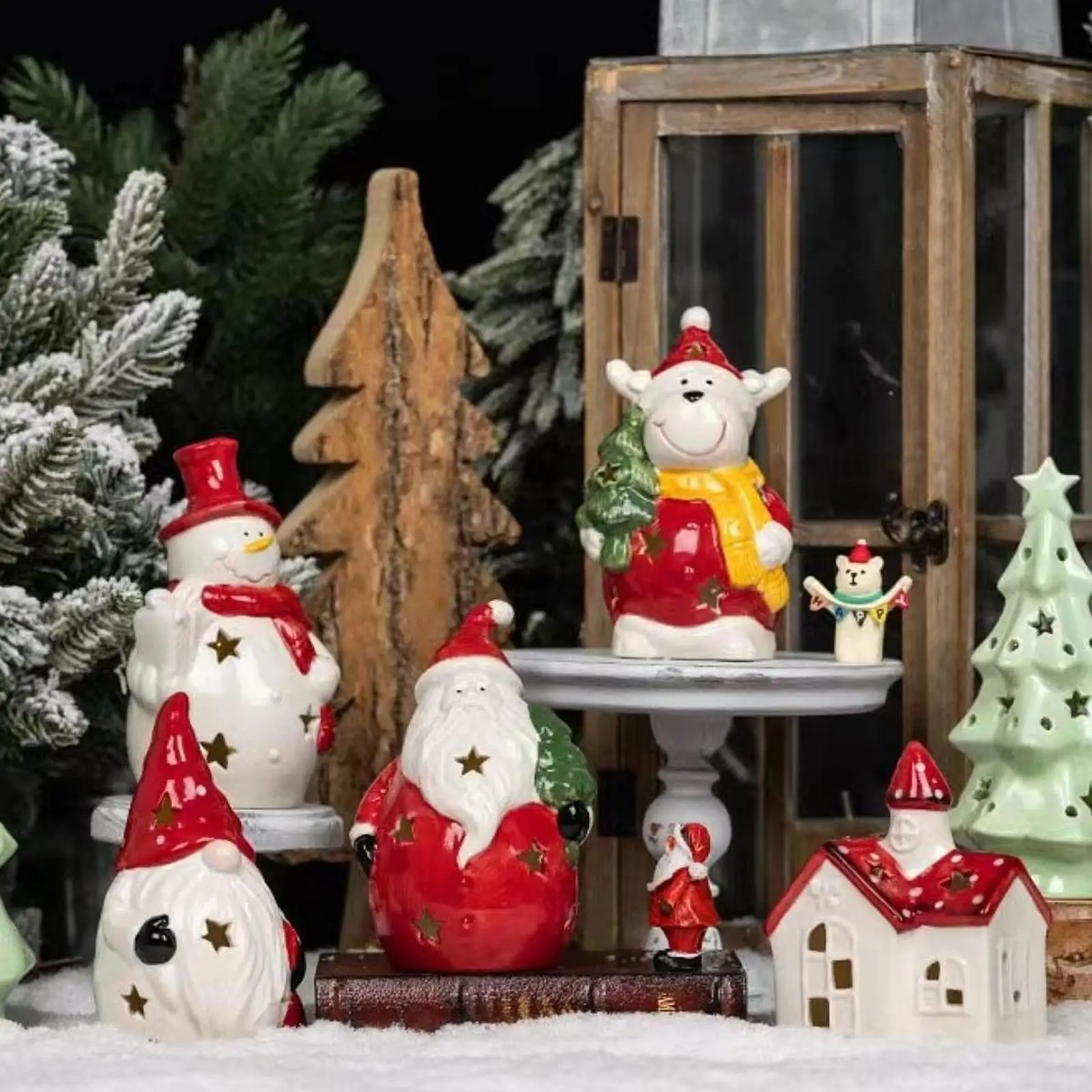 4Pcs Christmas Lighted Sculptures LED Figurines for Fireplace Gifts Garden