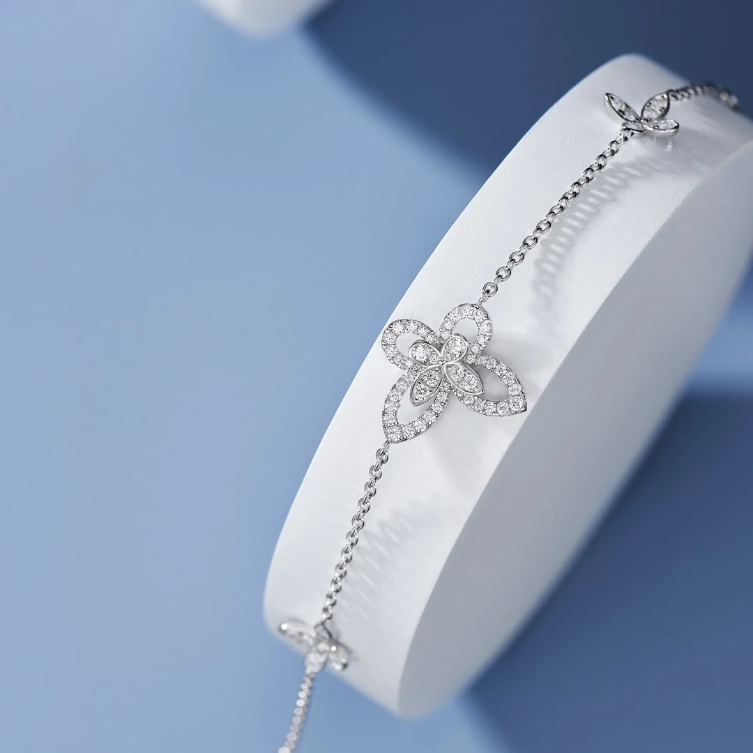 Klassisches S925 Sterling Silber Phantom Schmetterling Ausgehöhltes Damenarmband. Exquisite Geschenke. Luxus-Schmuck – Detail 3