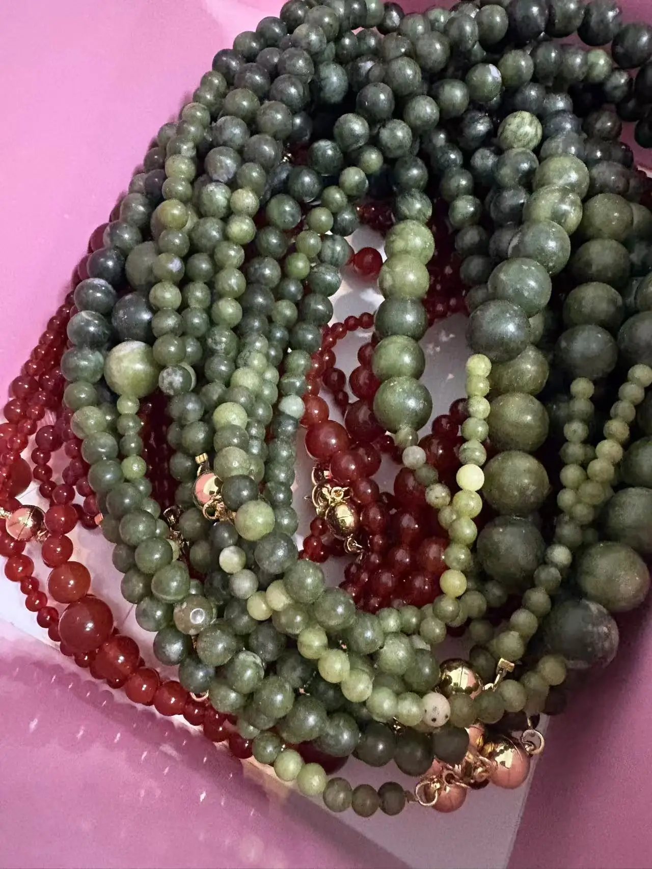 

40 ожерелий с красным камнем и цветком-ракушкой Кулон оптом 10 партов браслетов