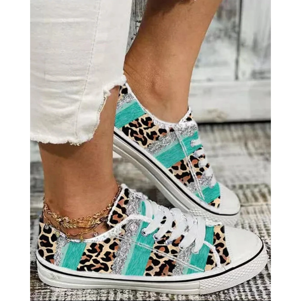 Women Contrast Leopard Print Frayed Sneakers Women Casual Eyelet Lace-up Sports Shoes Canvas Shoes Spring Korean Style Clothing