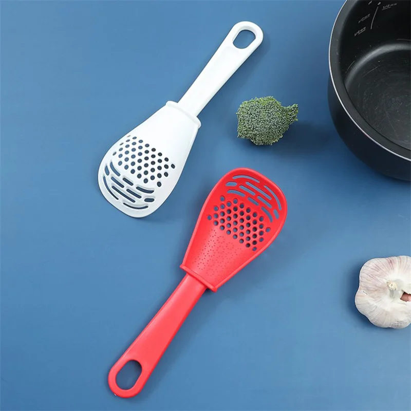 Multifunctional Cooking Spoon Filter Colander Kitchen Grinding Spoon Grinding Ginger Garlic Press Silicone Egg White Separator