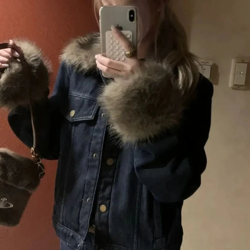 

Women’s Fleece-Collar Denim Jacket, Autumn and Winter 2025 New Thickened Short Coat
