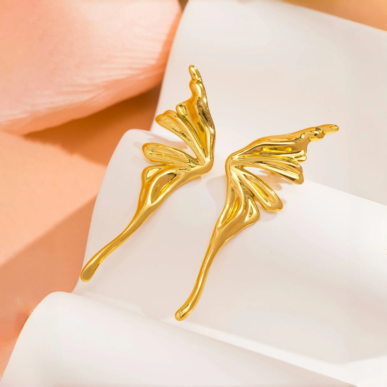 Fashion Stainless Steel Symmetric Butterfly Earrings Women Gold Color Pvd Plated Fashion Charms Jewelry Accessories