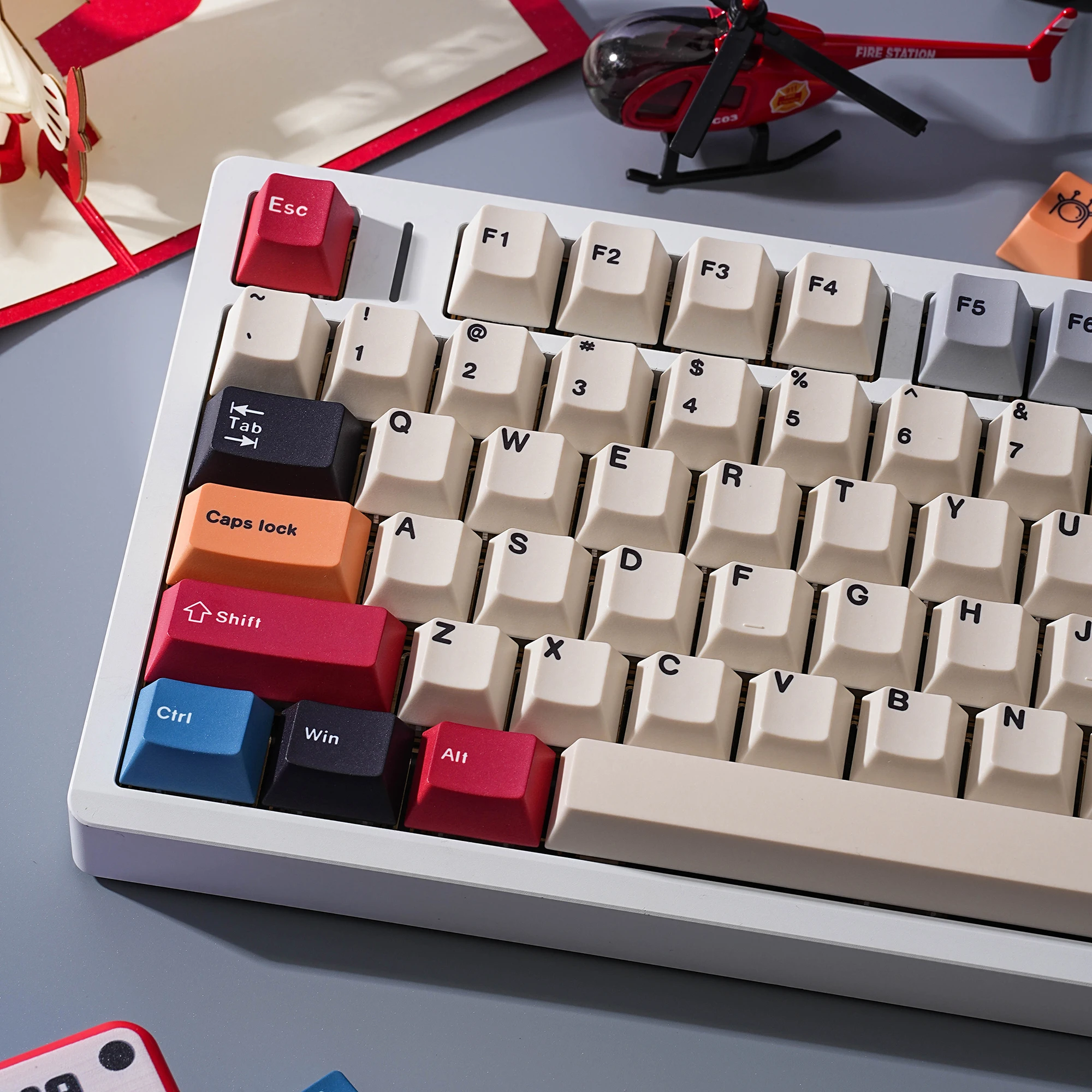 Hundred Lights Keycaps Dye Sub For Mechanical Keyboard Big Set 143 Keys - German Korean Spanish Arabic French Russian ABNT-2